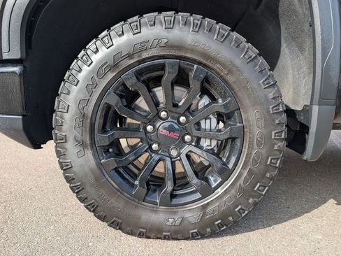 Used 2023 GMC Sierra 1500 AT4X AWD/4WD image 12