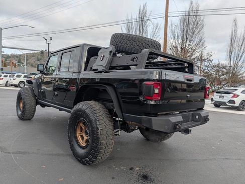 Used 2020 Jeep Gladiator Overland image 14