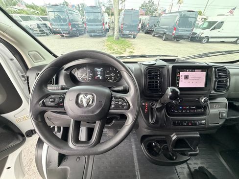 Used 2025 RAM ProMaster 2500 w/ Convenience Group FWD image 13