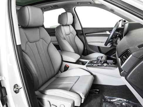 Certified 2024 Audi Q5 2.0T Premium Plus AWD/4WD image 22