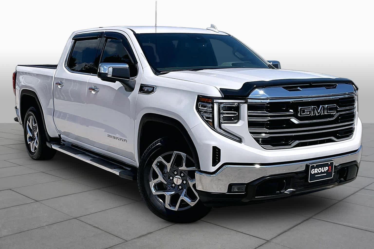 Used 2024 GMC Sierra 1500 SLT RWD image 3