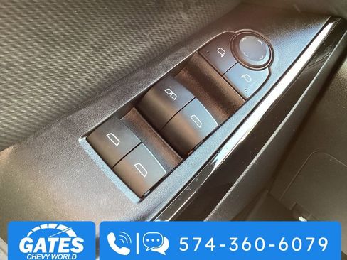 Used 2025 Chevrolet Equinox LT image 20