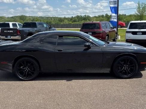 Used 2018 Dodge Challenger R/T w/ Blacktop Package RWD image 5