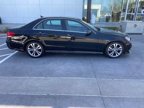 Used 2014 Mercedes-Benz E 350 Sedan image 5