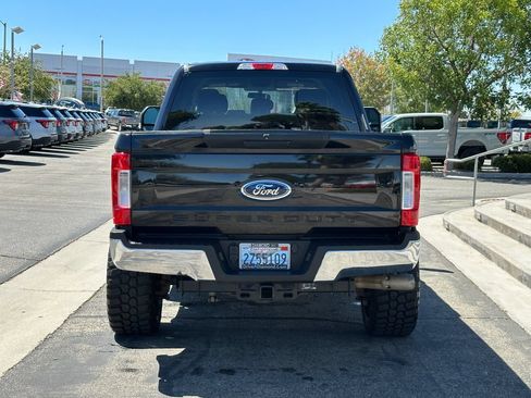 Used 2019 Ford F250 XLT AWD/4WD image 6