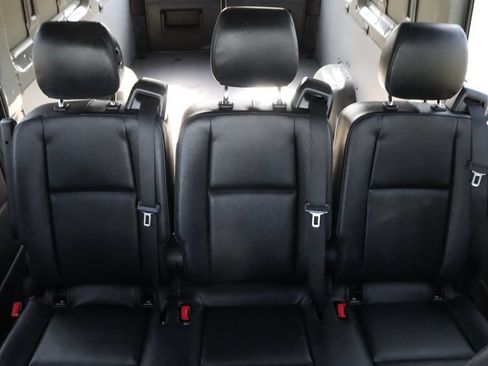 Used 2022 Mercedes-Benz Sprinter 2500 image 15