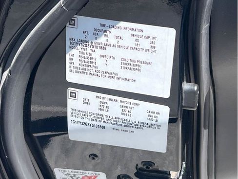 Used 2000 Chevrolet Corvette Convertible w/ Performance Handling Pkg RWD image 7