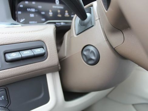 Used 2023 GMC Yukon Denali AWD/4WD image 29
