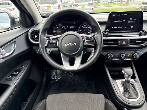 Certified 2023 Kia Forte LXS image 19