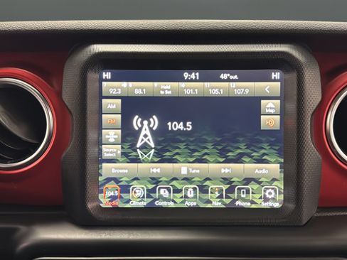 Used 2021 Jeep Wrangler Unlimited Rubicon AWD/4WD image 28