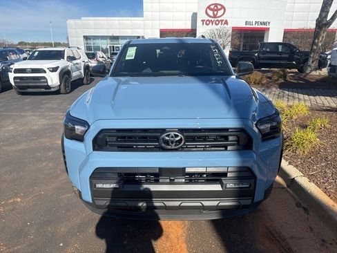 New 2025 Toyota 4Runner SR5 image 8