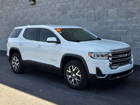 Used 2023 GMC Acadia SLE FWD image 7