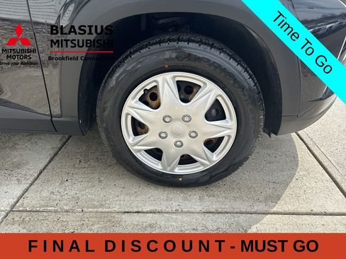 Used 2024 Chevrolet Trax LS FWD image 12