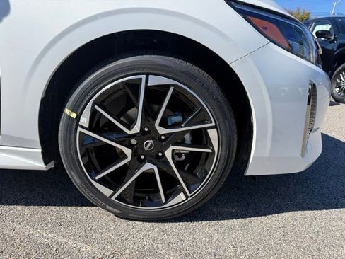 New 2025 Nissan Sentra SR w/ SR Premium Package image 11