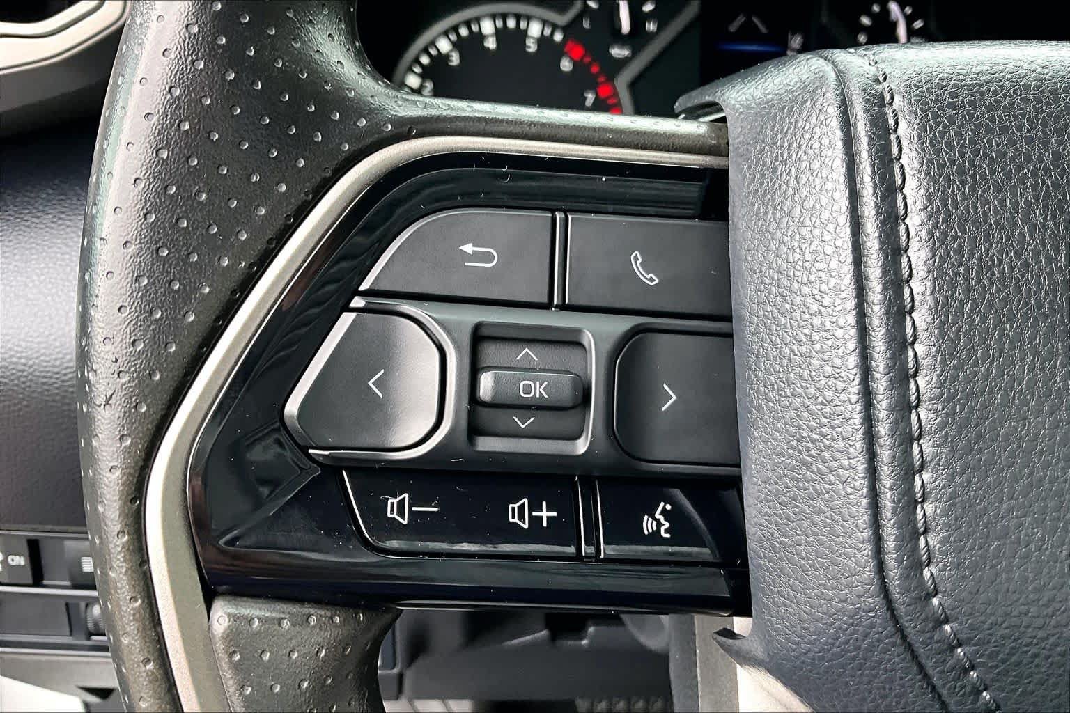 Used 2024 Toyota Tundra SR5 w/ SR5 Convenience Package AWD/4WD image 22