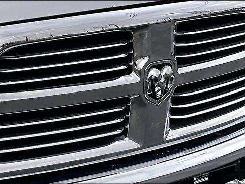 Used 2015 RAM 2500 Big Horn image 33