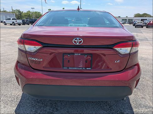 Used 2024 Toyota Corolla LE FWD image 6