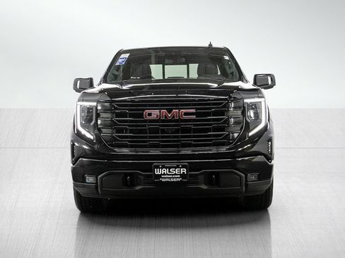 Used 2023 GMC Sierra 1500 Elevation w/ Elevation Premium Package AWD/4WD image 8