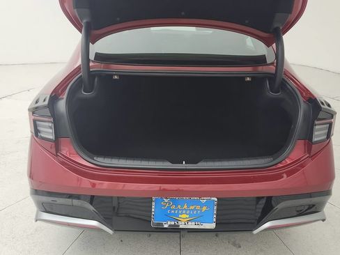 Used 2025 Hyundai Sonata SEL FWD image 44