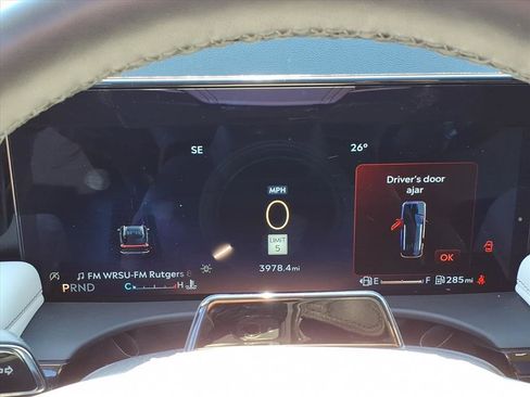 Used 2025 Lincoln Aviator AWD image 19