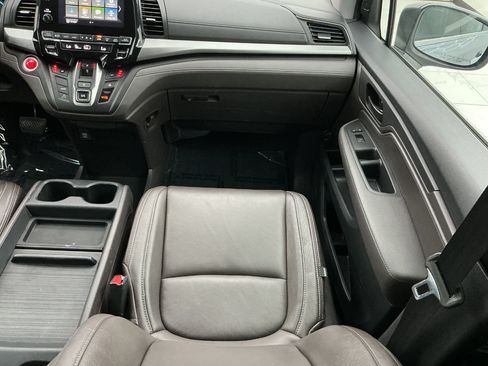 Used 2019 Honda Odyssey EX image 27