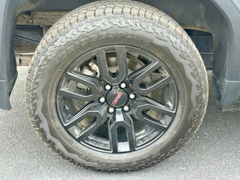 Used 2023 GMC Sierra 1500 Elevation w/ X31 Off-Road Package AWD/4WD image 32