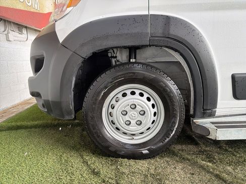 Used 2025 RAM ProMaster 2500 w/ U-Haul Equipment Group image 31