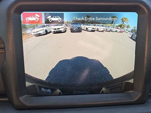 Used 2023 Jeep Wrangler Unlimited Sahara AWD/4WD image 9