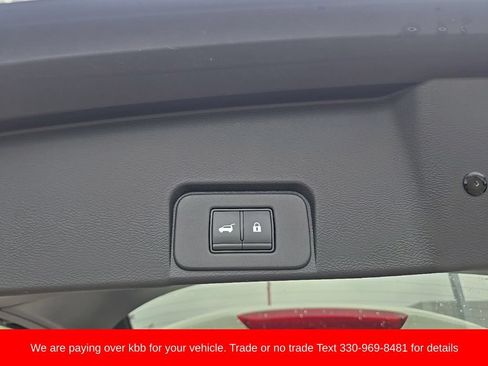 Used 2023 Nissan Rogue SL AWD/4WD image 35