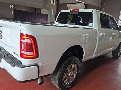 Used 2024 RAM 2500 Laramie w/ Safety Group AWD/4WD image 4