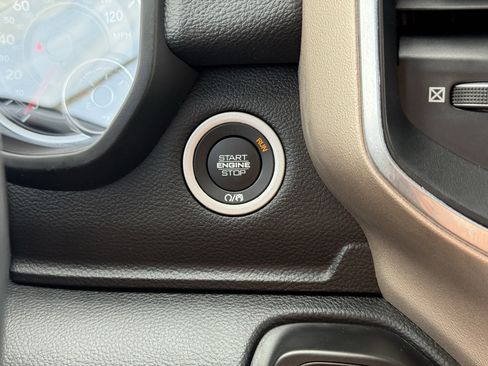 Used 2022 RAM 1500 Laramie image 23