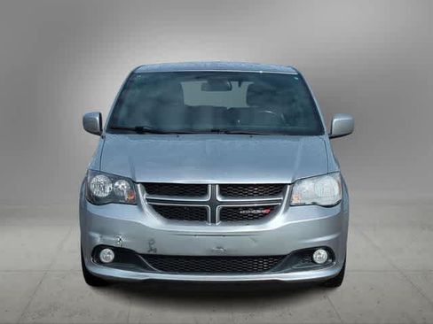 Used 2019 Dodge Grand Caravan GT FWD image 3