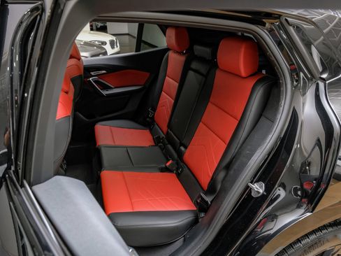 Used 2025 BMW X2 xDrive28i AWD/4WD image 40