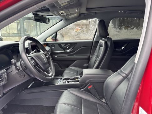 Used 2022 Lincoln Corsair Reserve w/ Equipment Group 201A image 6