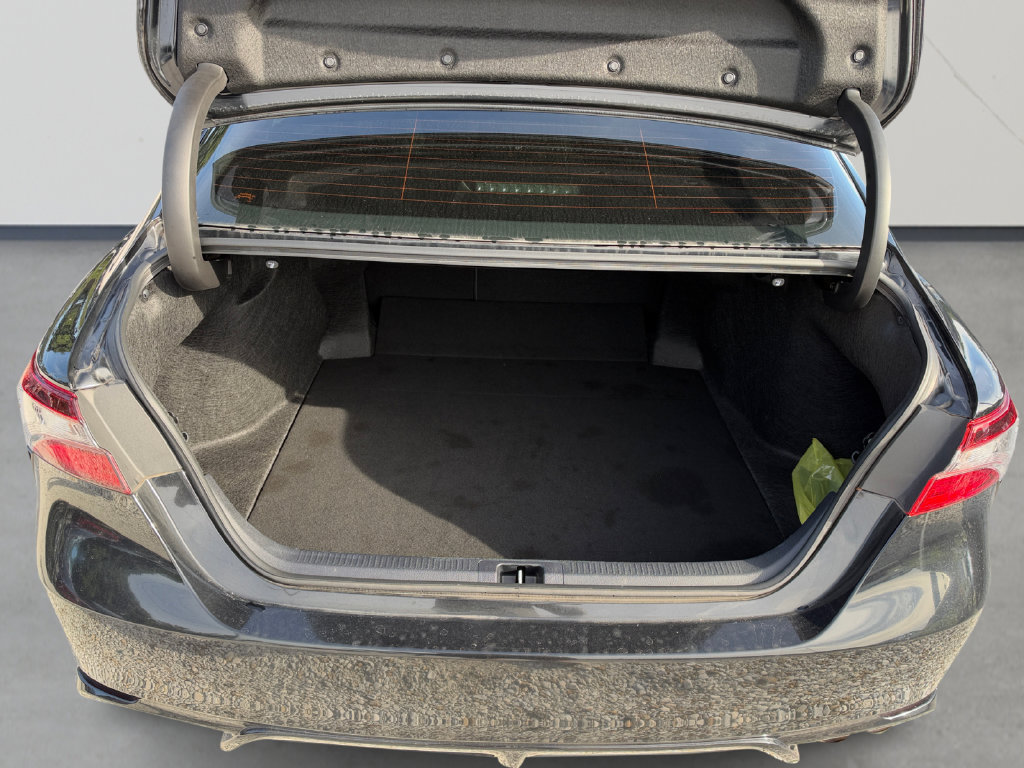 Used 2024 Toyota Camry SE FWD image 18