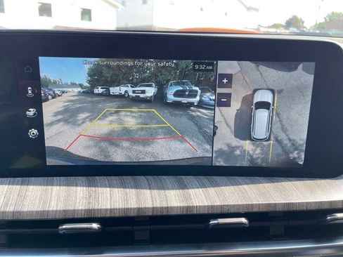 Used 2025 Kia Telluride SX w/ SX Captain's Chair Package AWD/4WD image 10