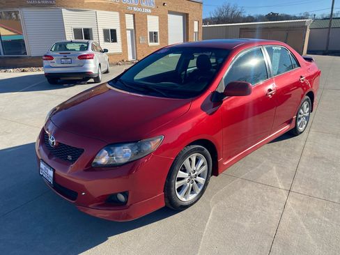 Used 2010 Toyota Corolla image 2