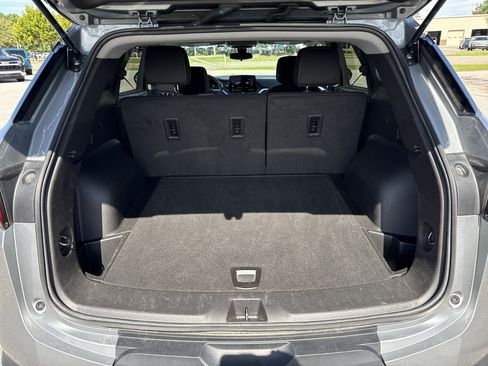 Used 2025 Chevrolet Blazer LT AWD/4WD image 30