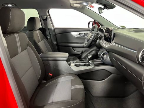 Used 2024 Chevrolet Blazer LT image 29