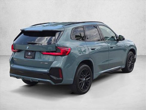 Used 2023 BMW X1 xDrive28i w/ M Sport Package AWD/4WD image 5