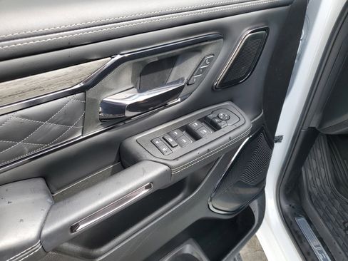 Used 2025 RAM 1500 Limited w/ Bed Utility Group image 18