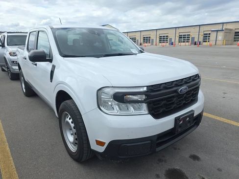 Used 2022 Ford Maverick XL image 2