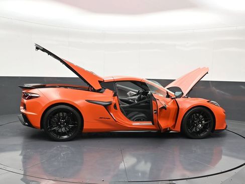 Used 2026 Chevrolet Corvette Z06 image 32