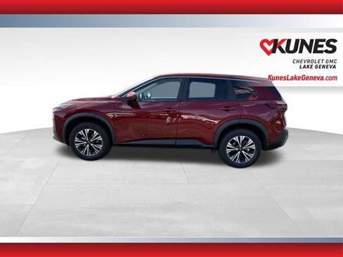 Used 2023 Nissan Rogue SV FWD image 8