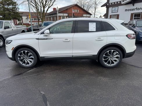 Used 2021 Lincoln Nautilus Reserve FWD image 10
