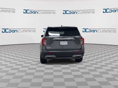 Used 2022 Ford Explorer Platinum w/ Equipment Group 601A image 7