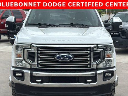 Used 2022 Ford F350 XLT w/ XLT Premium Package AWD/4WD image 2