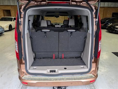 Used 2014 Ford Transit Connect Titanium image 27