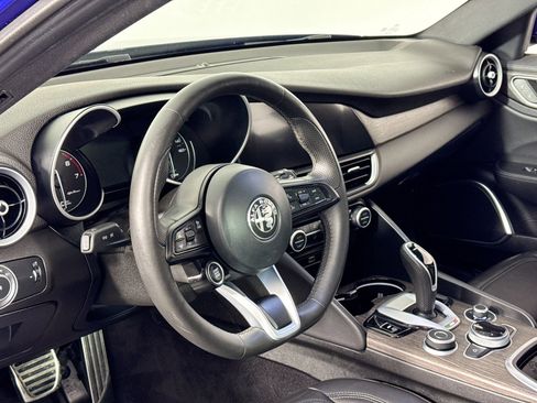 Used 2022 Alfa Romeo Giulia Ti w/ Active Assist Plus Package image 16