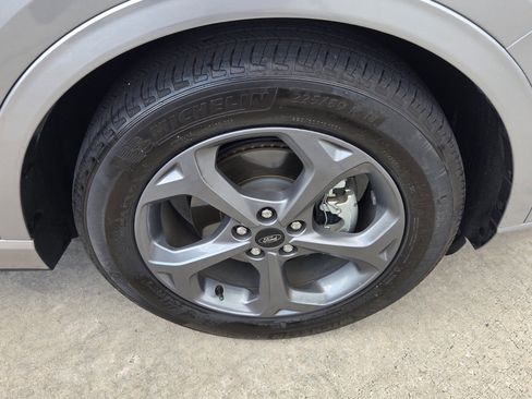 Used 2023 Ford Escape ST-Line w/ Tech Pack #1 FWD image 12